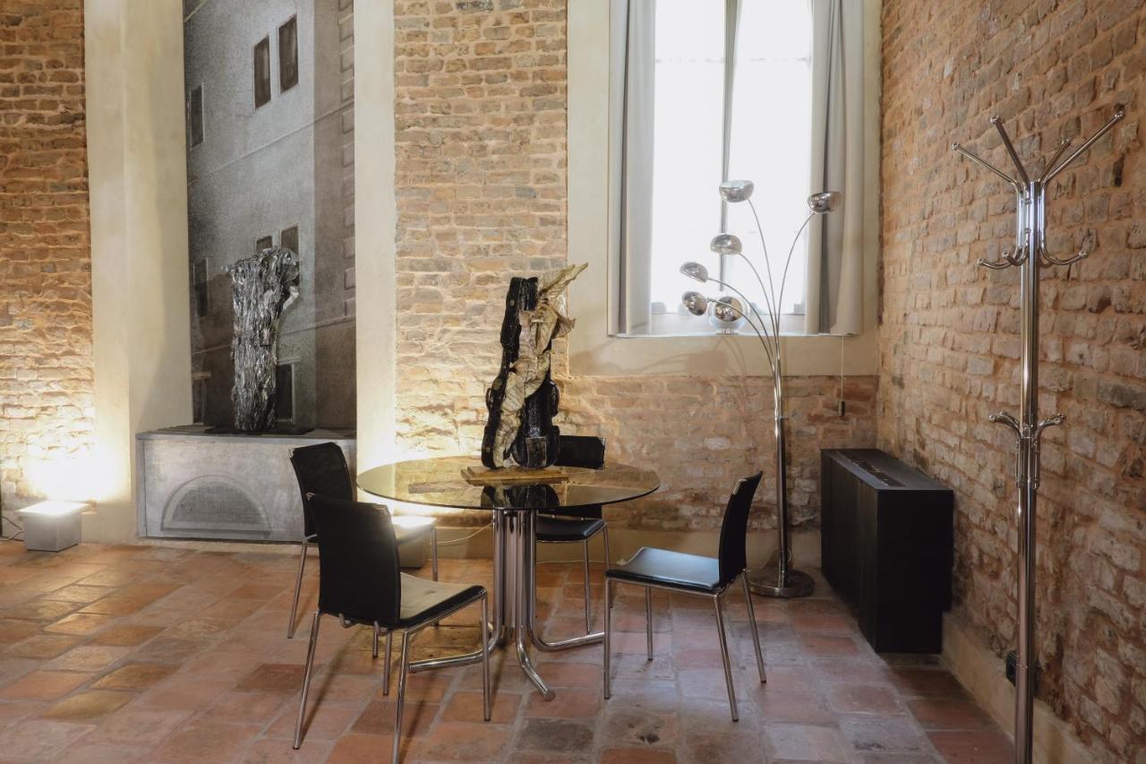 Foresteria Palazzo Guazzoni Zaccaria Кремона Экстерьер фото