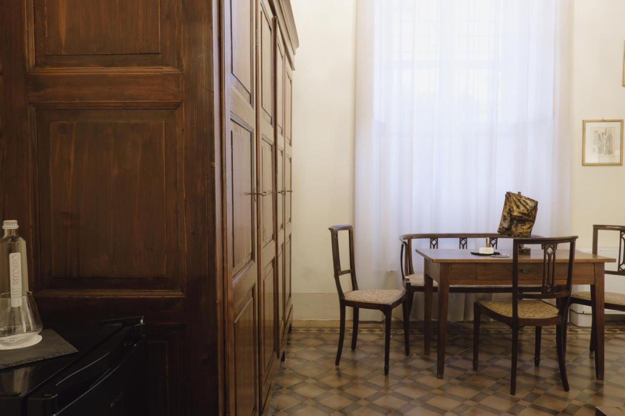 Foresteria Palazzo Guazzoni Zaccaria Кремона Экстерьер фото